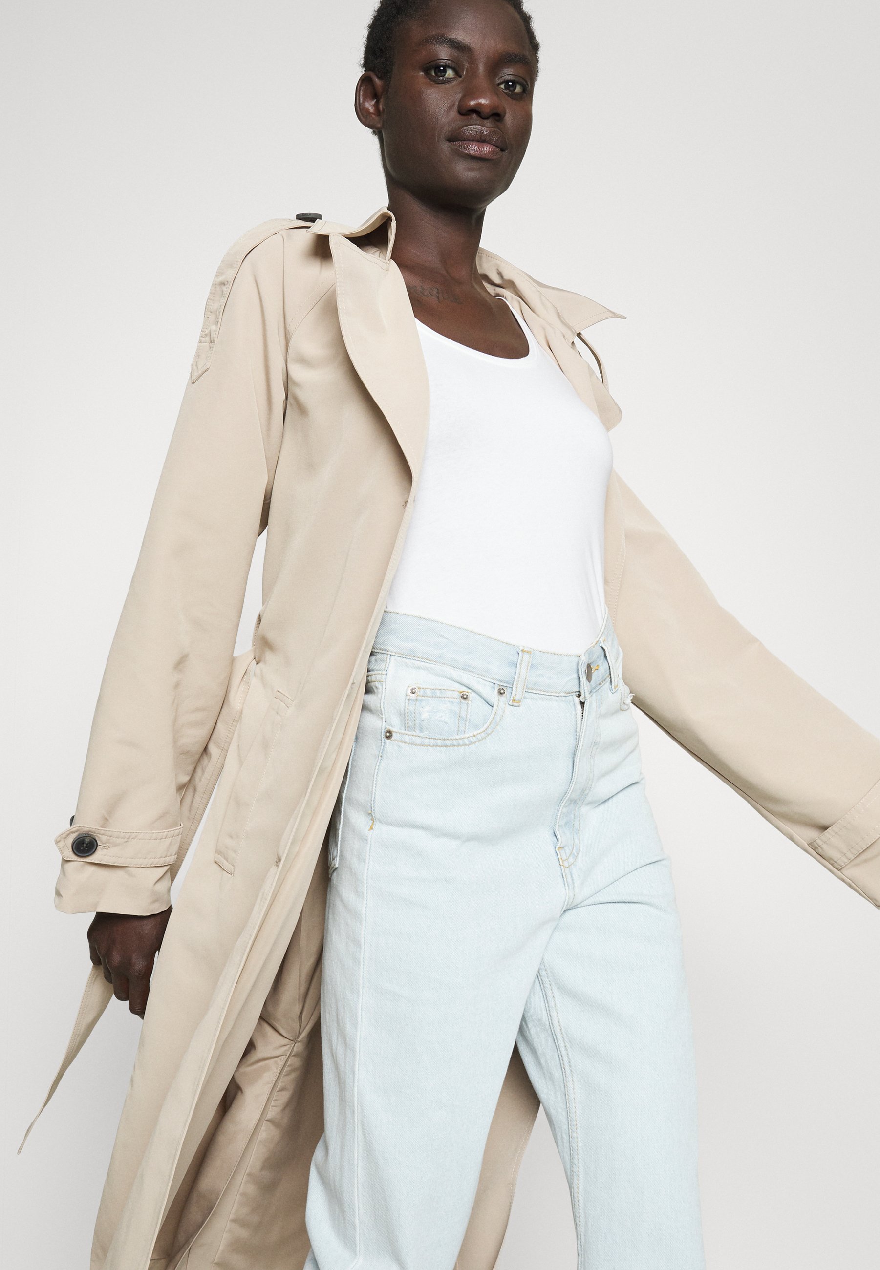 Tall trenchcoat Clearance